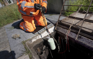 Dégraissage des égouts et des stations de pompage