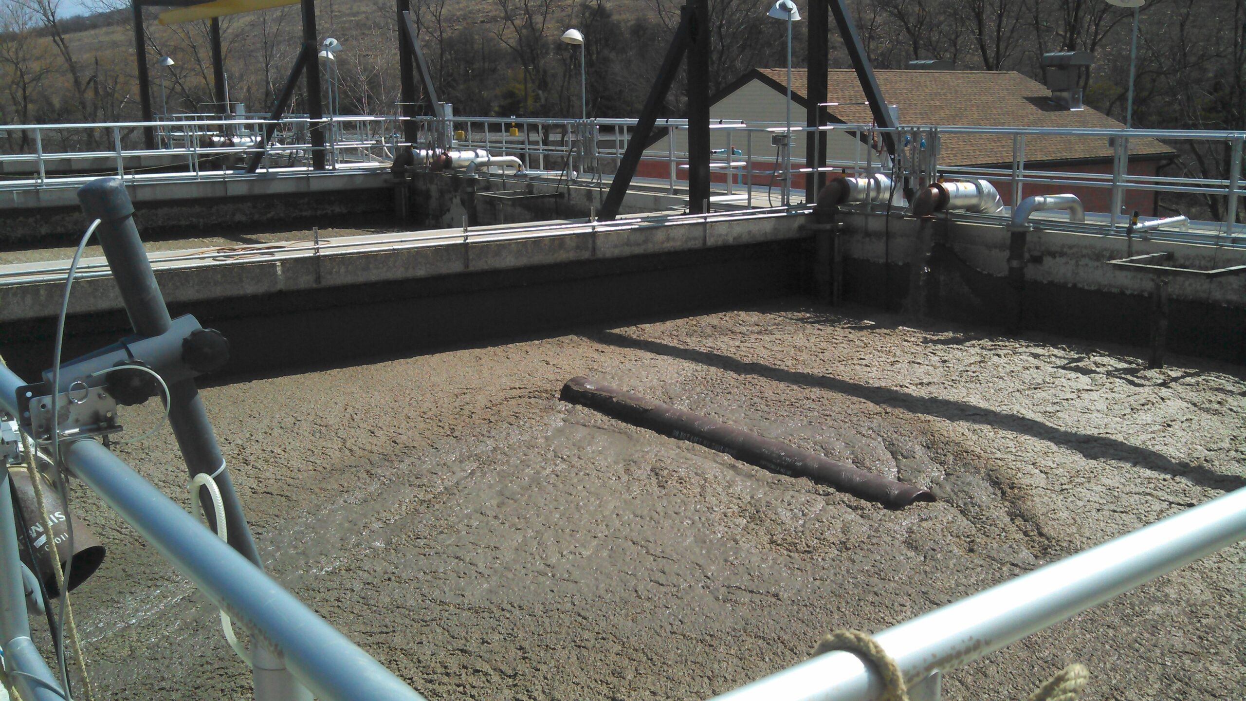 SBR DF treatment before Licht slib & schuimvorming